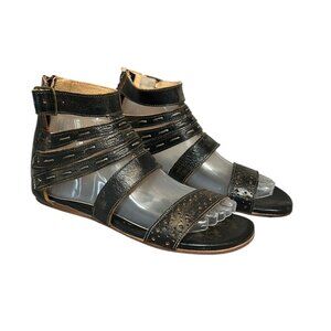 Bed STU Artemis Flat Caged Sandal Black Distressed Size 7